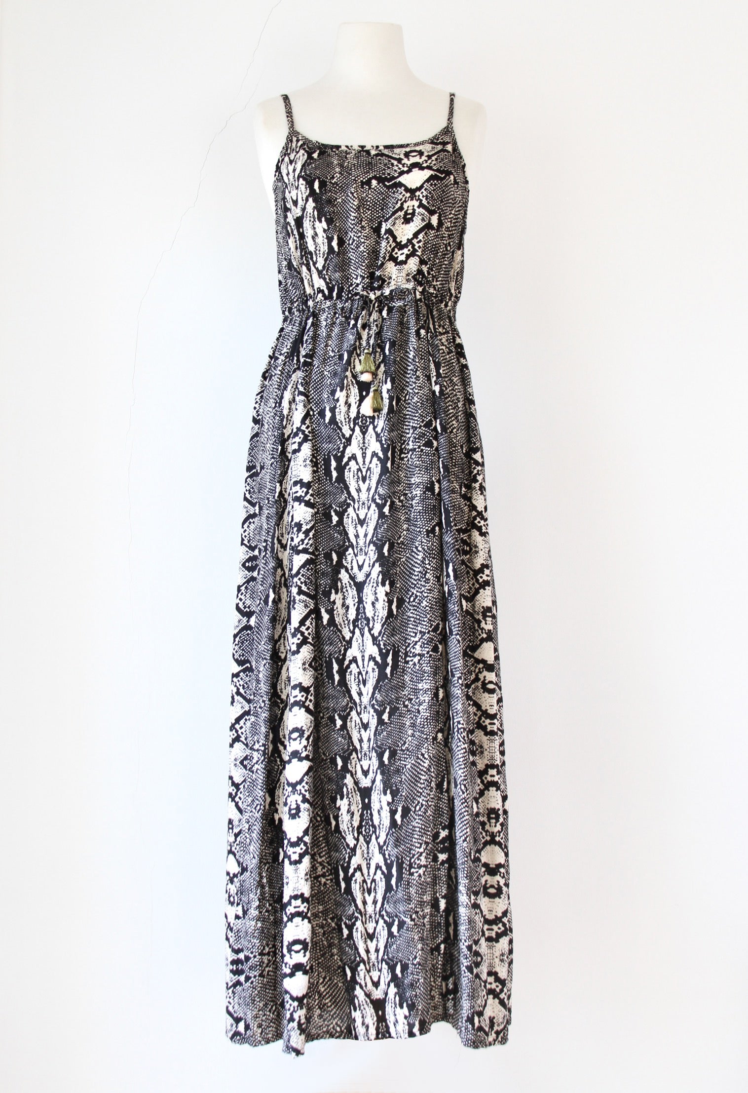 snake print maxi dress Mimosa Snake print Maxi Dress in Black – Kardia